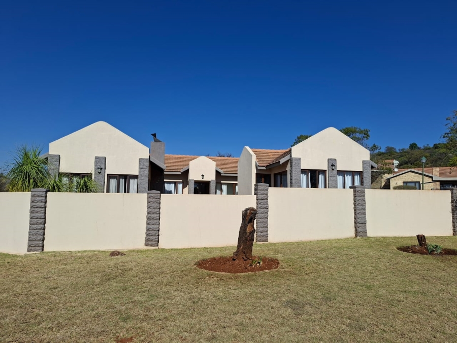 4 Bedroom Property for Sale in Buffelspoort Eco Estate North West